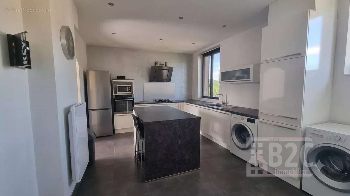Appartement à vendre, 66m², Saint-Martin-d'Hères