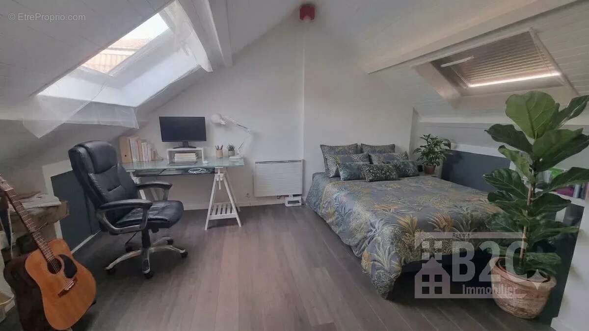 Appartement à vendre, 66m², Saint-Martin-d'Hères