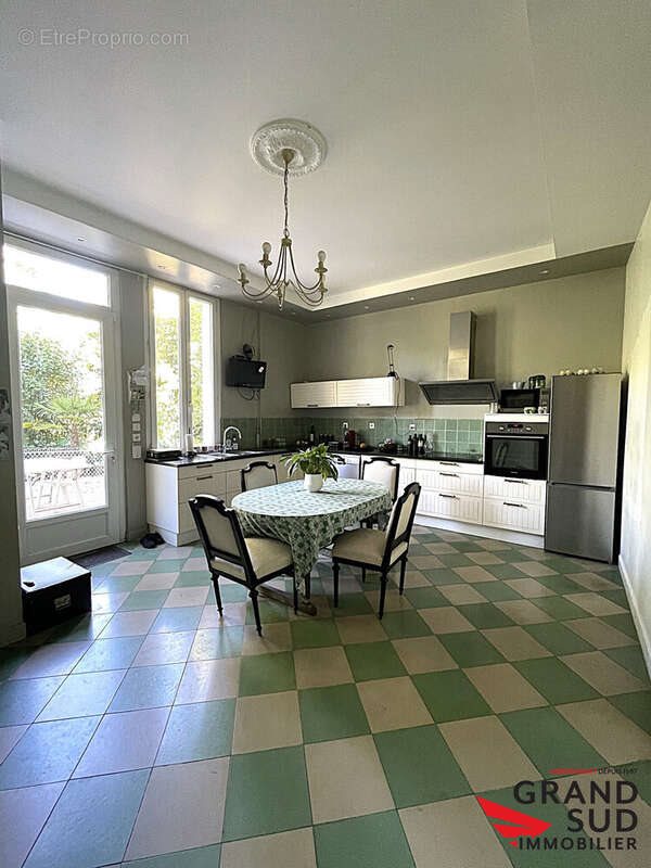 Maison à vendre, 160m², Cenon