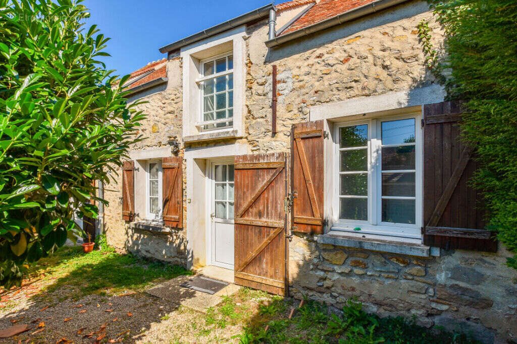 Maison à vendre, 102m², Fouju