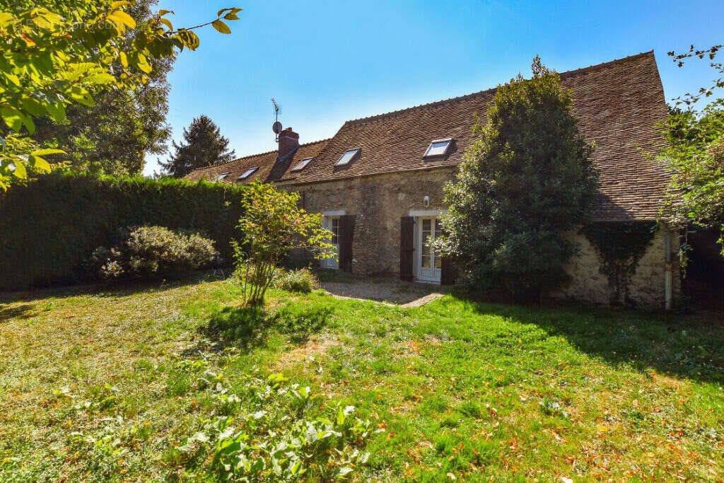 Maison à vendre, 102m², Fouju