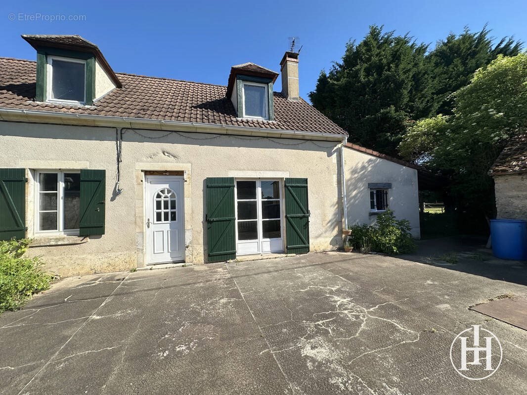 Maison à vendre, 140m², Charenton-du-Cher