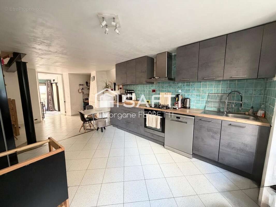 Maison à vendre, 133m², Moussan