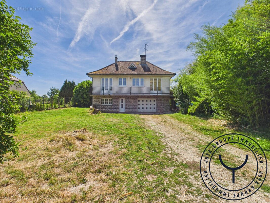 Maison à vendre, 71m², Mesnil-Saint-Père