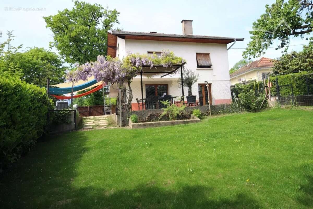Maison à vendre, 218m², Chambéry