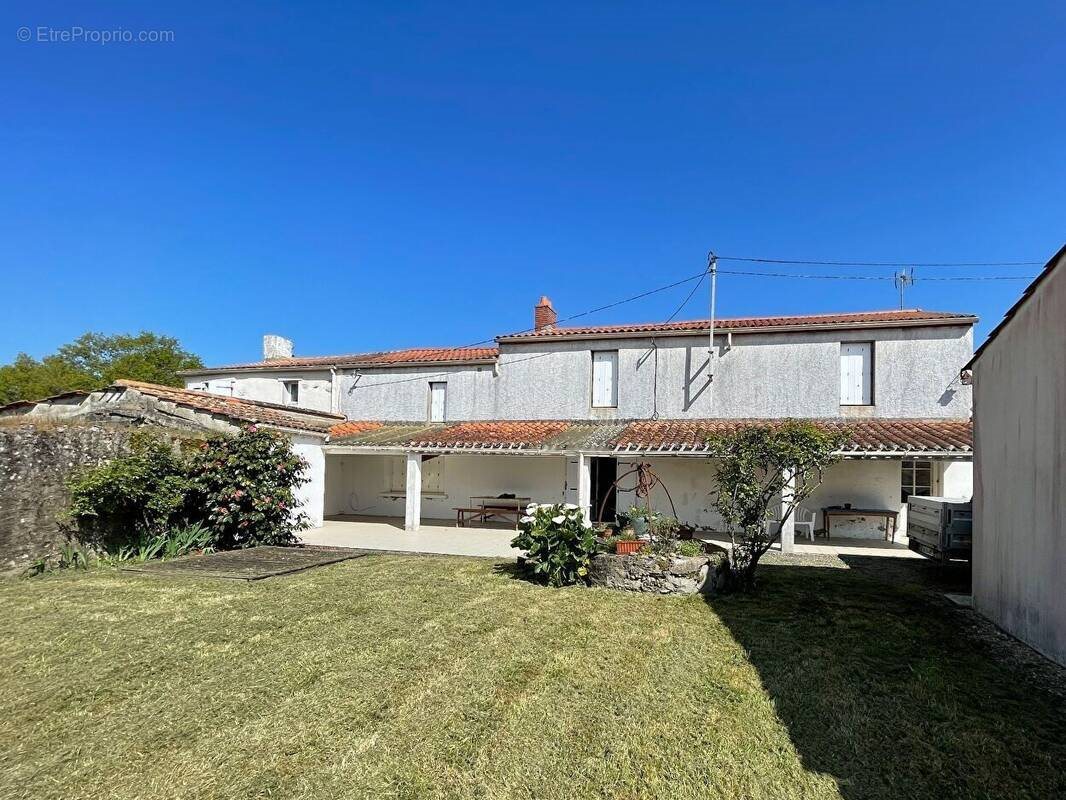 Maison à vendre, 160m², Apremont