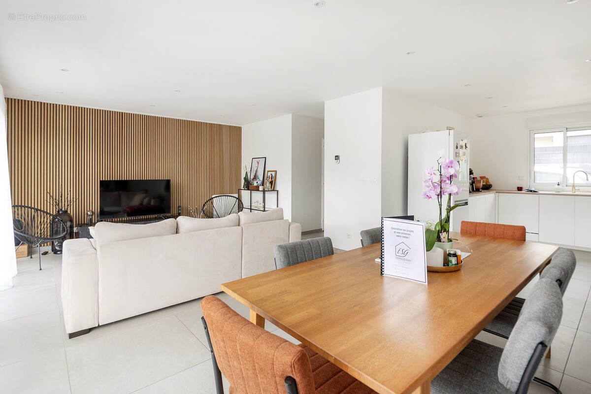 Maison à vendre, 101m², Cerny