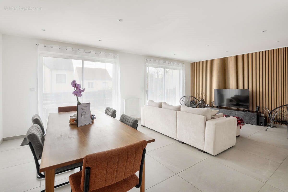 Maison à vendre, 101m², Cerny