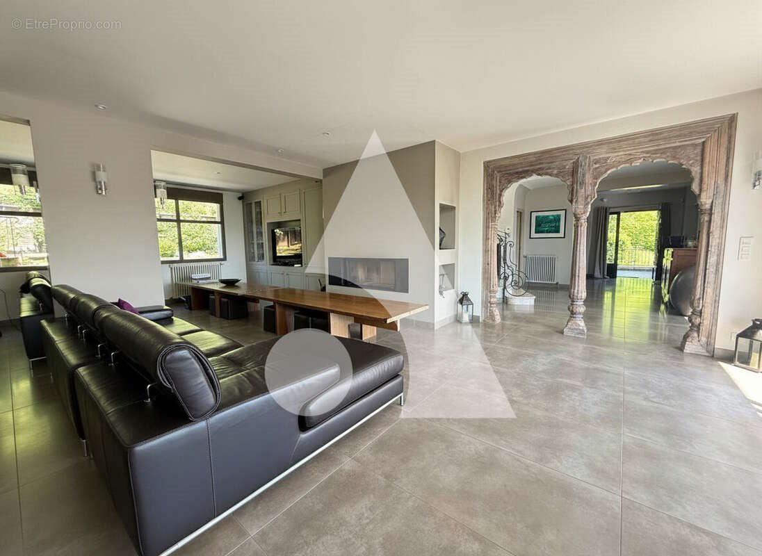 Maison à vendre, 320m², Andilly