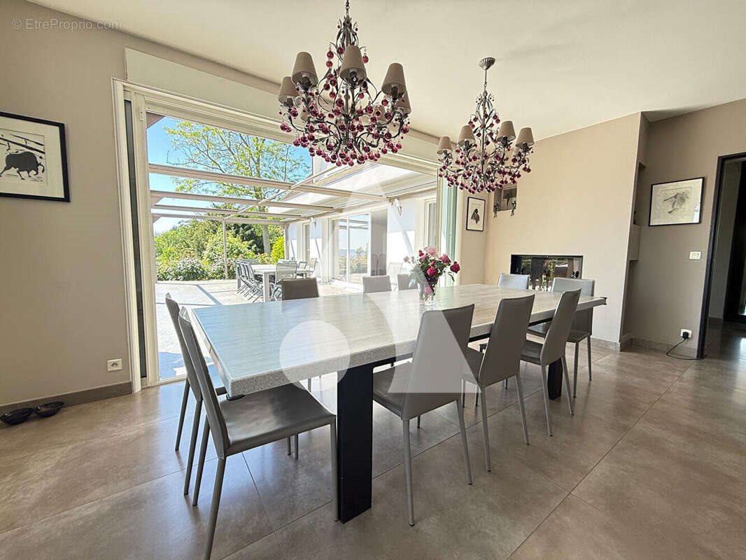 Maison à vendre, 320m², Andilly