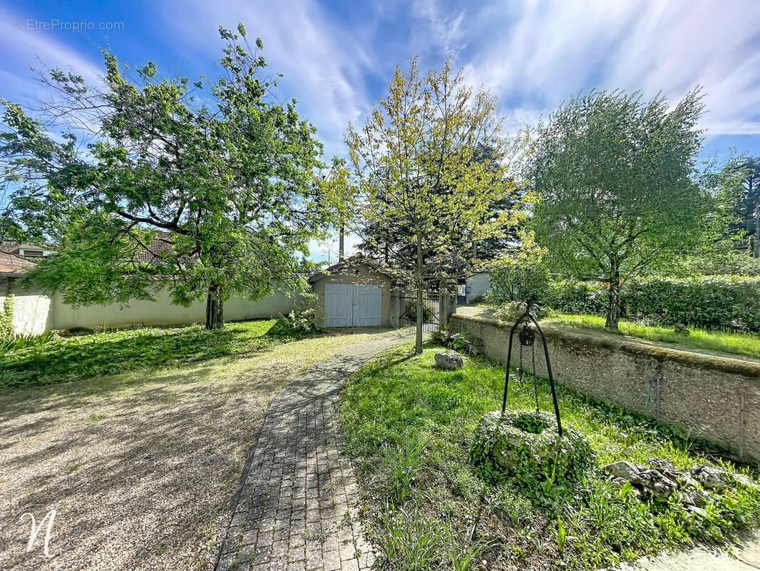 Maison à vendre, 171m², Saint-Genis-Laval