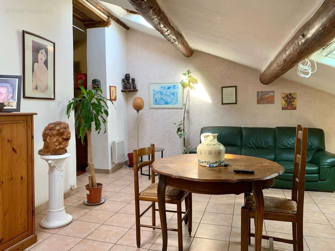 Appartement à vendre, 176m², La Penne-sur-Huveaune
