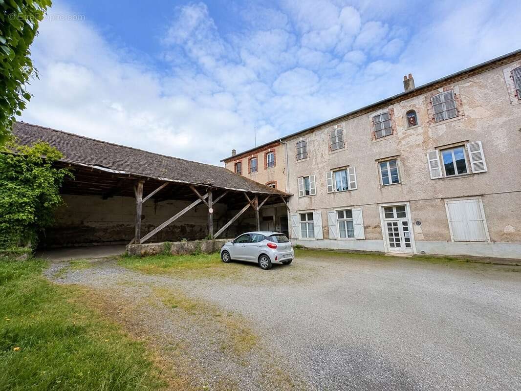 Appartement à vendre, 1500m², Bellac