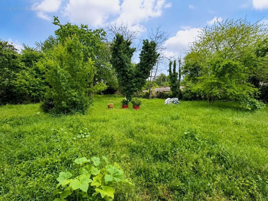 Appartement à vendre, 1500m², Bellac