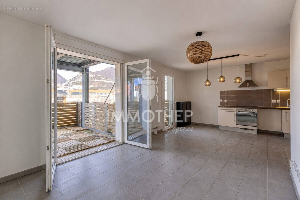 Appartement à vendre, 63m², Grenoble