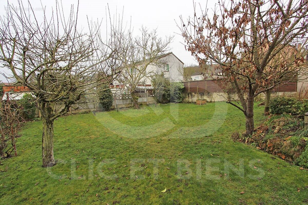 Maison à vendre, 185m², Fontenay-le-Fleury