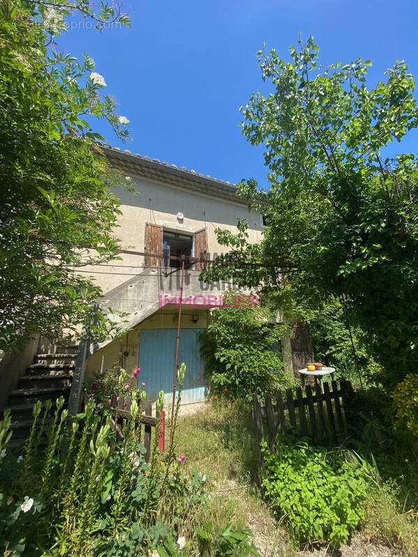 Maison à vendre, 95m², Entraigues-sur-la-Sorgue
