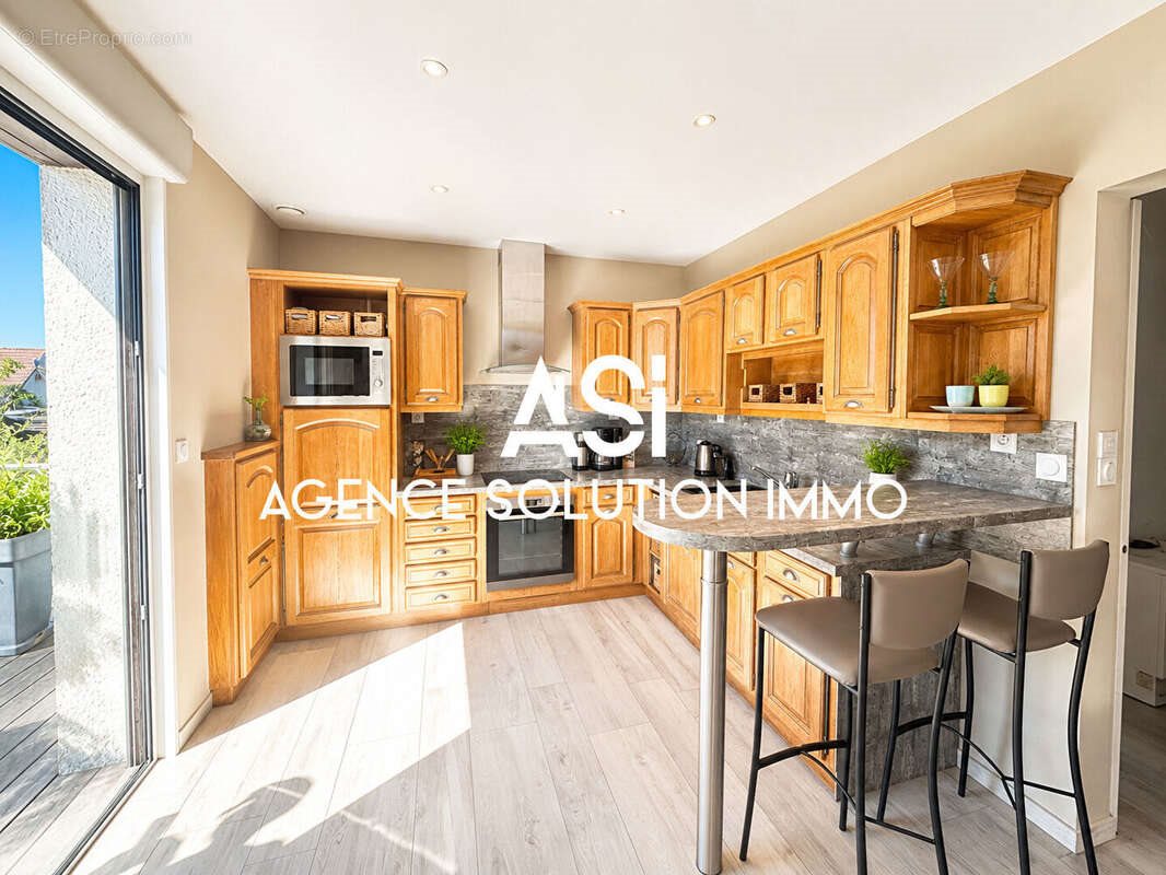 Maison à vendre, 132m², Bonchamp-lès-Laval