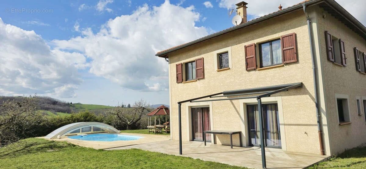 Maison à vendre, 155m², Saint-Pierre-la-Palud