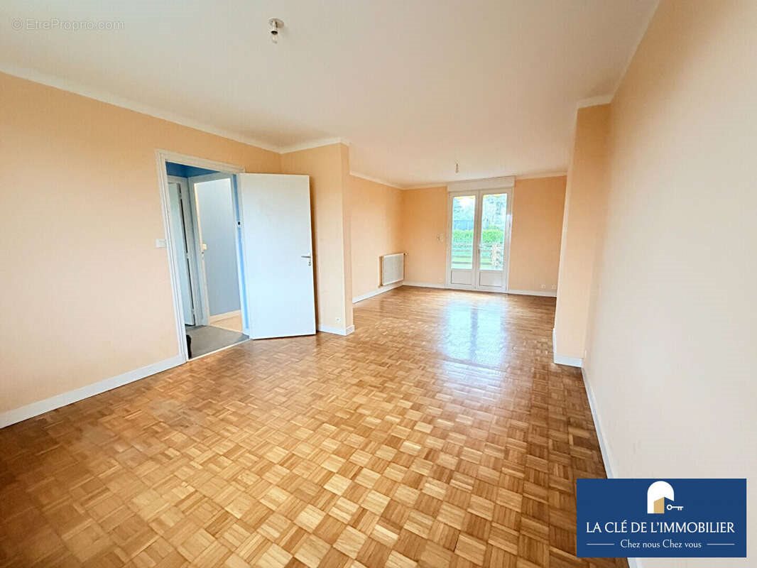 Maison à vendre, 101m², Pluguffan