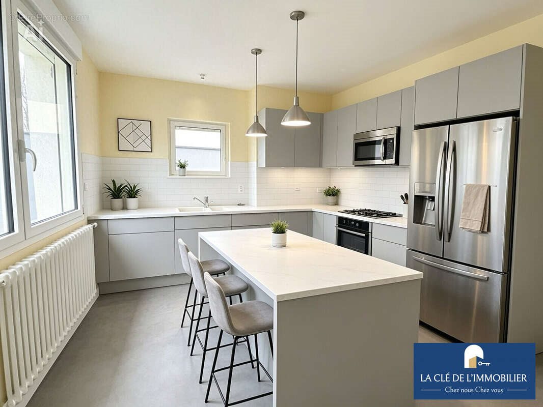 Maison à vendre, 101m², Pluguffan