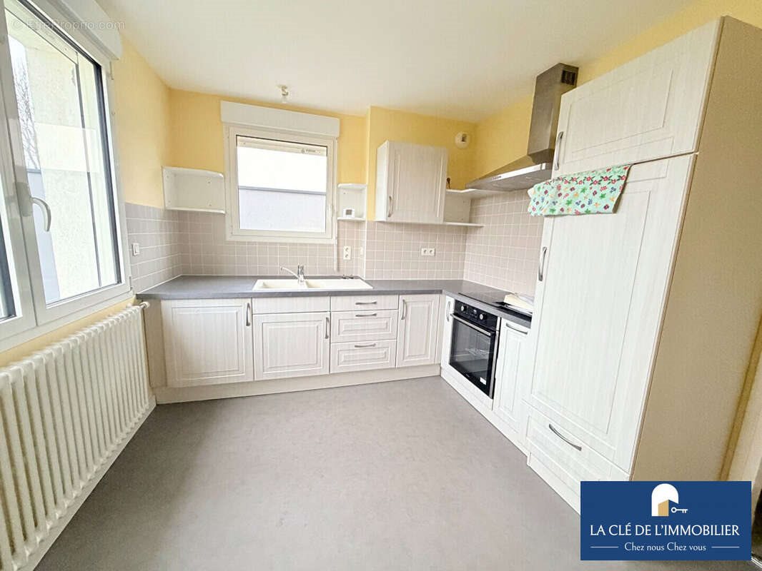 Maison à vendre, 101m², Pluguffan