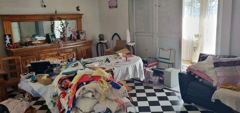 Maison à vendre, 124m², Sainte-Suzanne