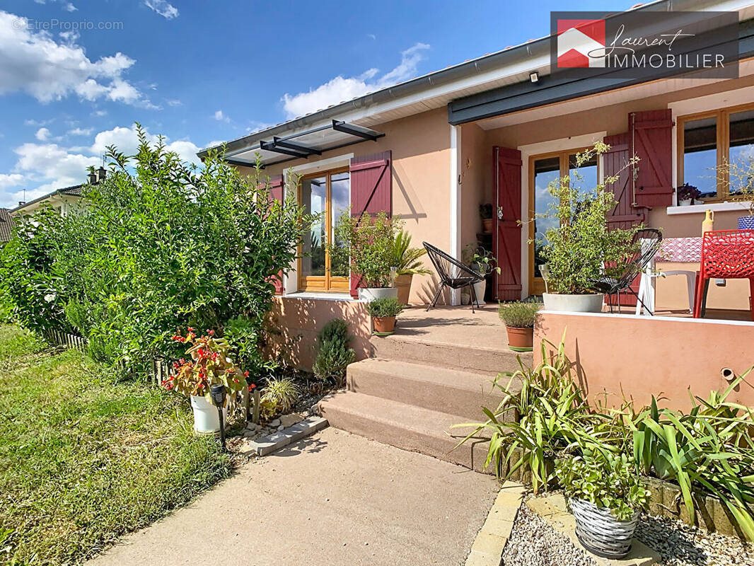 Maison à vendre, 135m², Simandre