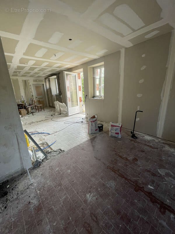 Maison à vendre, 155m², Thauvenay