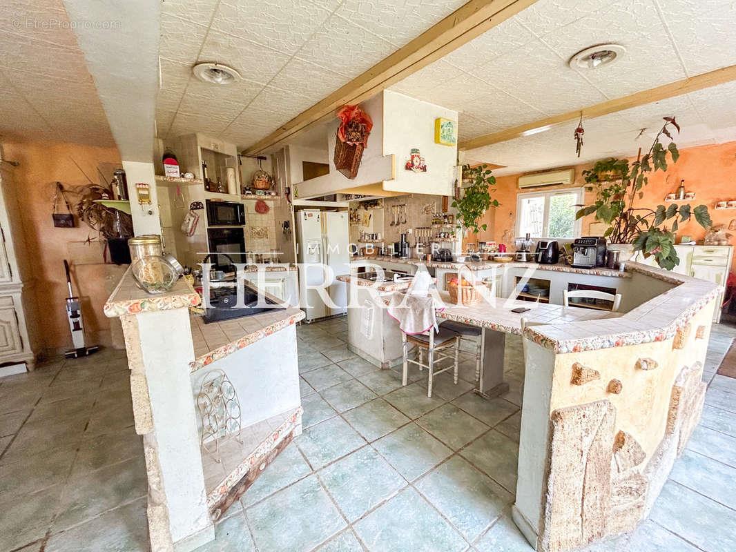 Maison à vendre, 160m², Abzac