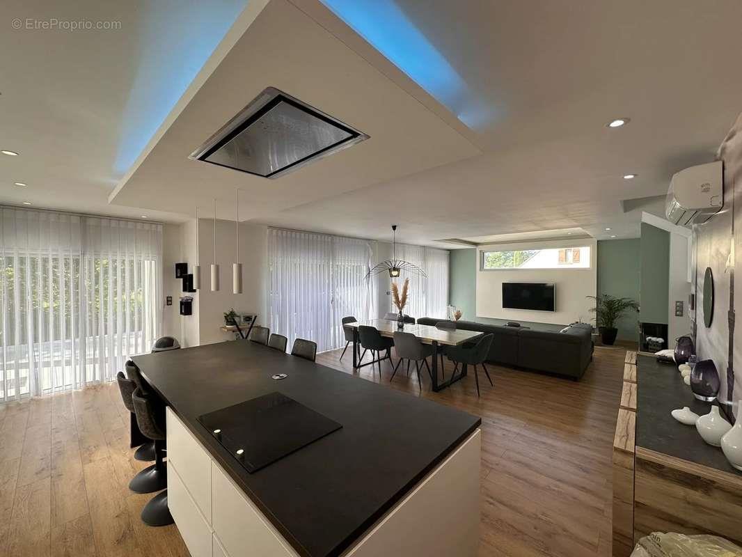 Maison à vendre, 165m², Montoy-Flanville