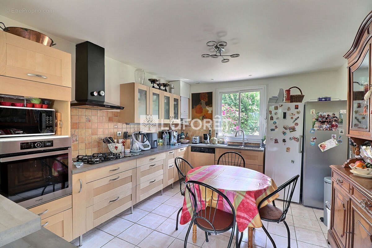 Maison à vendre, 161m², Prunay-sur-Essonne