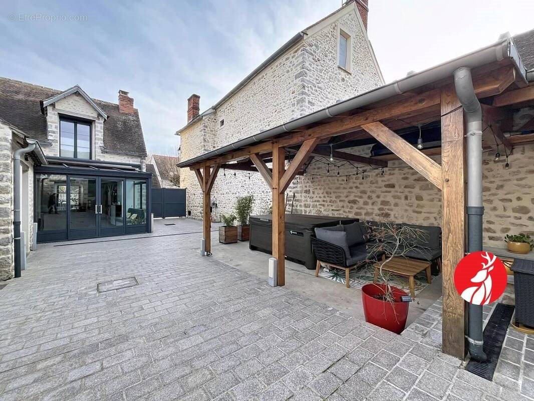 Maison à vendre, 179m², Moigny-sur-Ecole