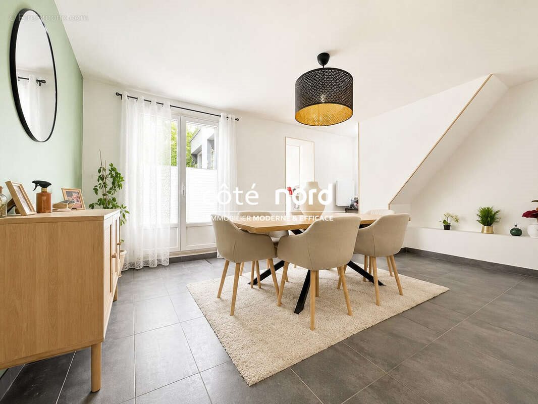 Maison à vendre, 78m², Neuville-Saint-Rémy