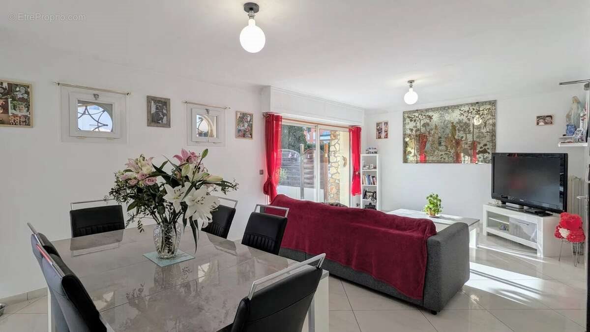 Appartement à vendre, 180m², Saint-Laurent-du-Var