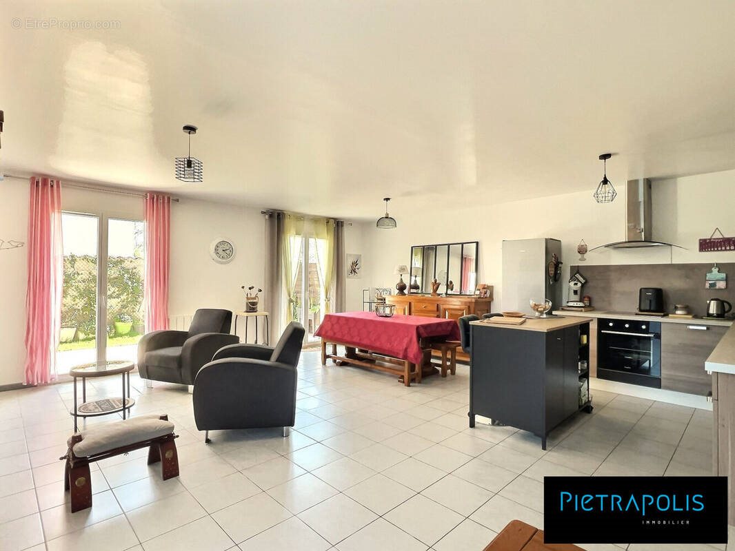 Maison à vendre, 88m², Charnay-lès-Mâcon
