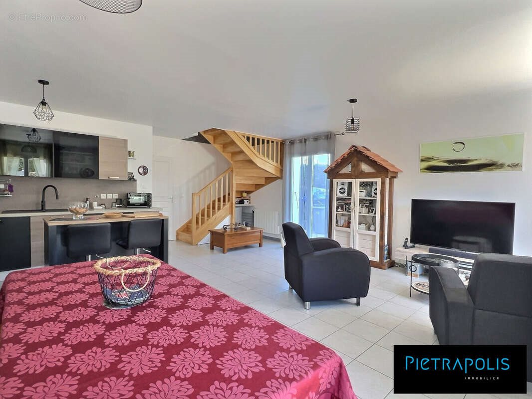 Maison à vendre, 88m², Charnay-lès-Mâcon