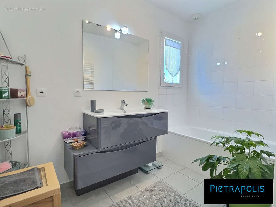 Maison à vendre, 88m², Charnay-lès-Mâcon