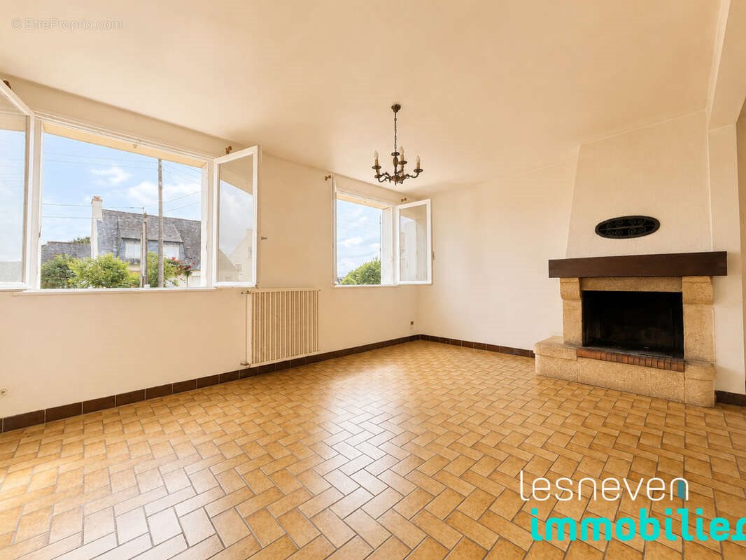 Maison à vendre, 90m², Lesneven
