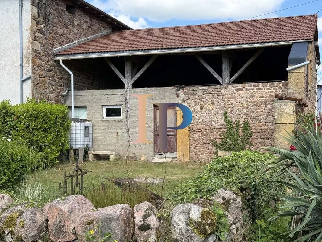 Maison à vendre, 223m², Saint-Igny-de-Roche