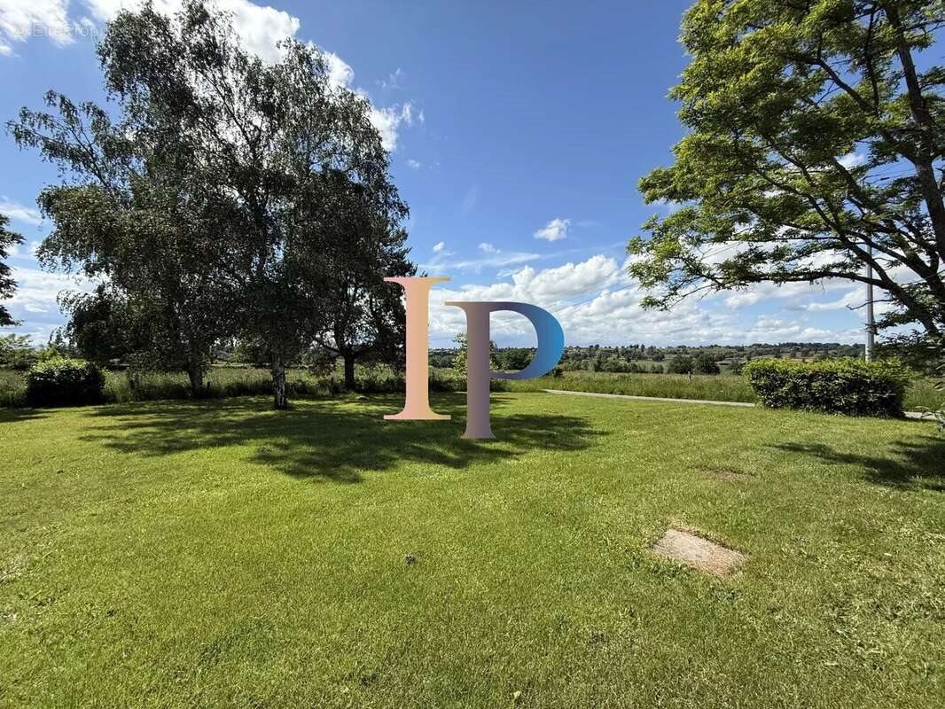 Maison à vendre, 223m², Saint-Igny-de-Roche