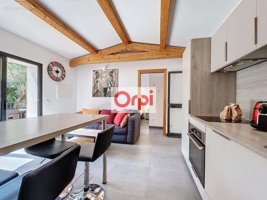 Maison à vendre, 42m², Porto-Vecchio