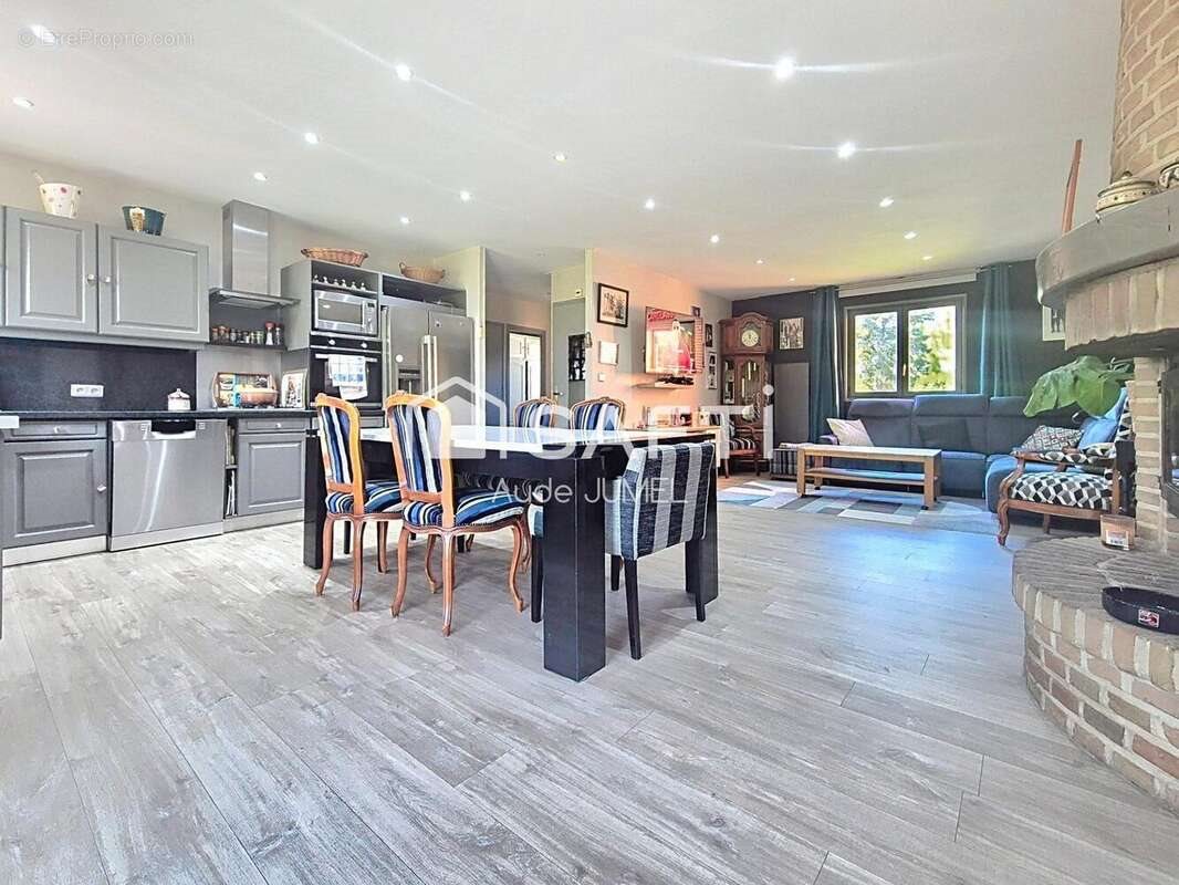 Maison à vendre, 115m², Avelin