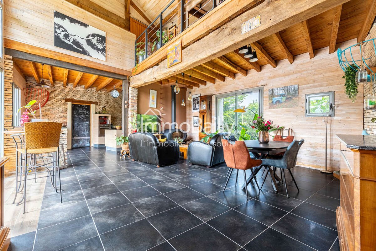 Maison à vendre, 177m², Le Barp