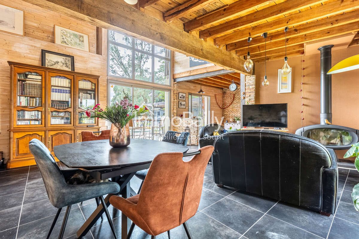 Maison à vendre, 177m², Le Barp