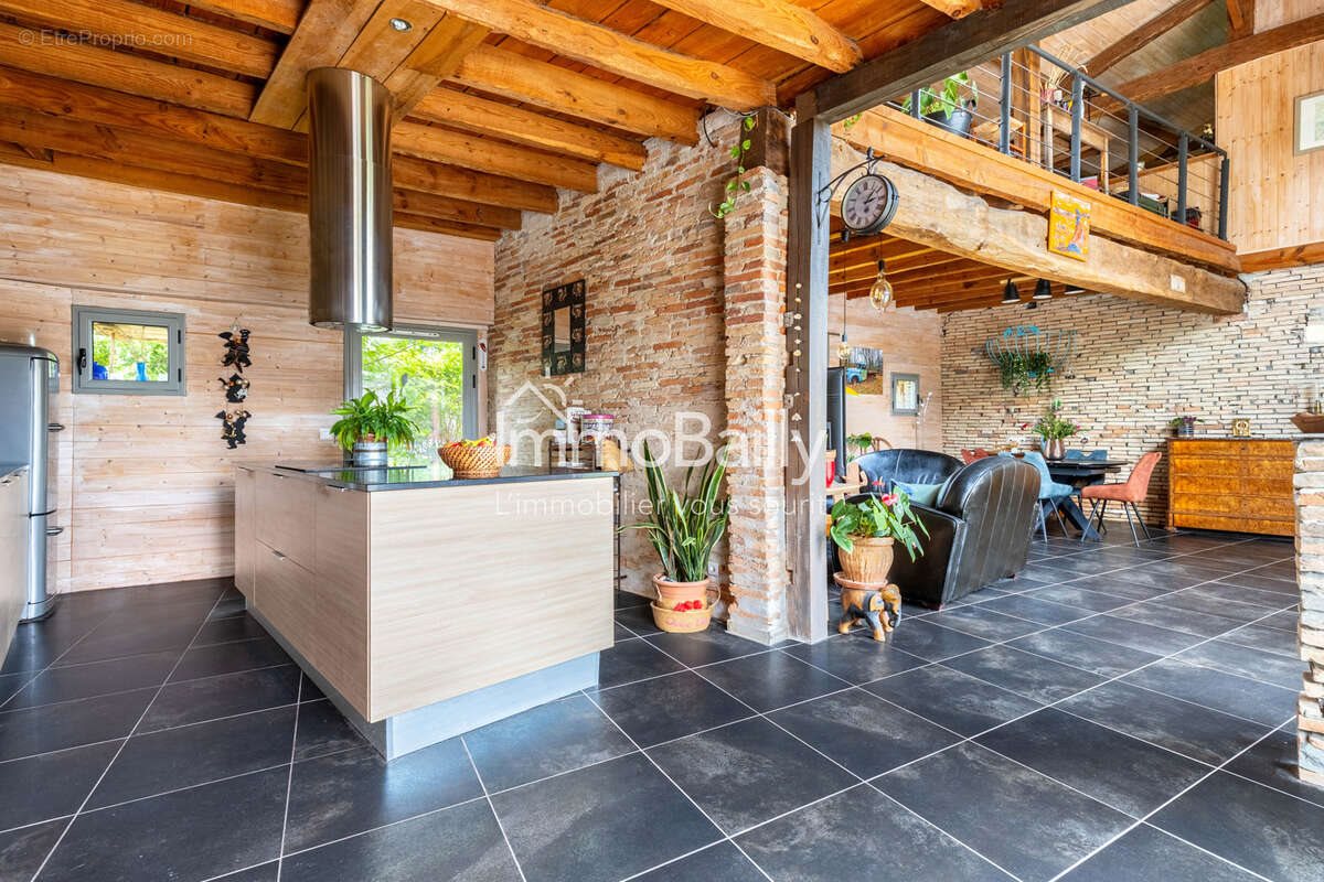 Maison à vendre, 177m², Le Barp