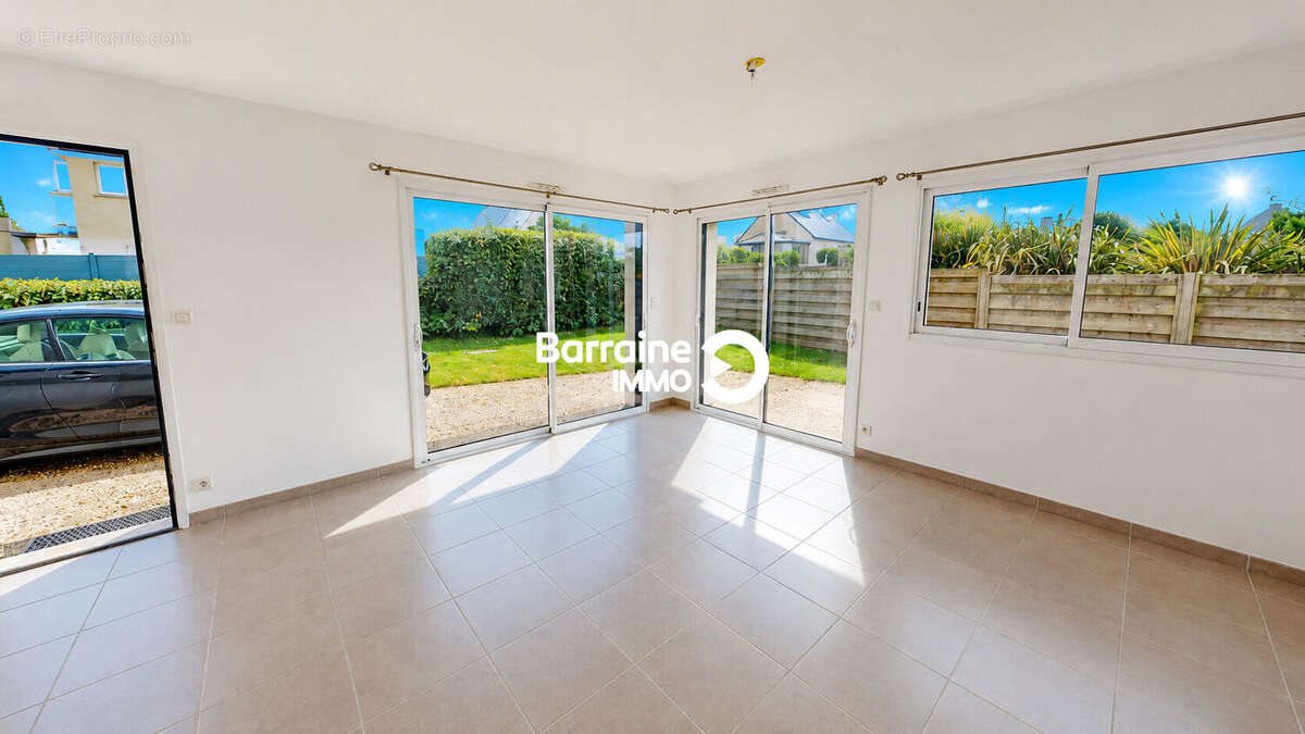 Maison à vendre, 72m², Plougonvelin