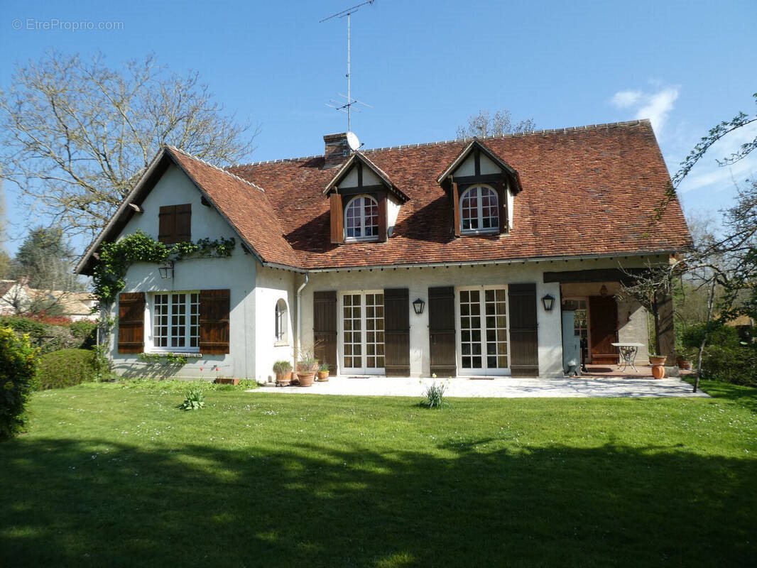 Maison à vendre, 216m², Cély-en-Bière