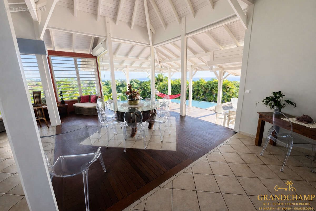 Maison à vendre, 250m², Petit-Bourg
