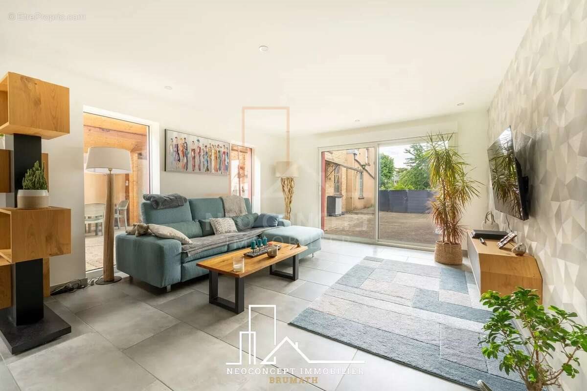 Maison à vendre, 245m², Brumath